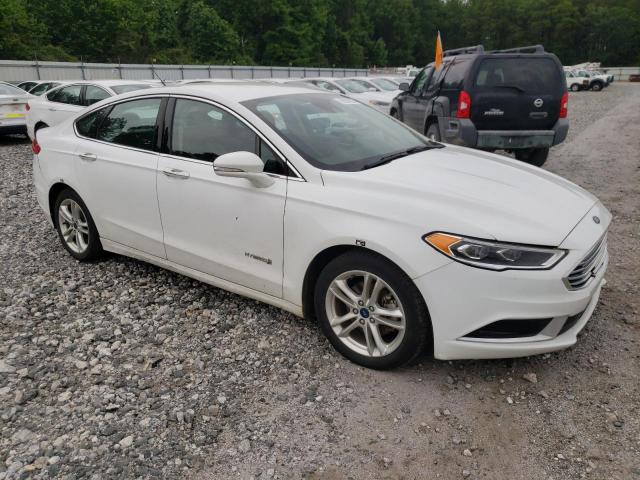  FORD FUSION 2018 Белый