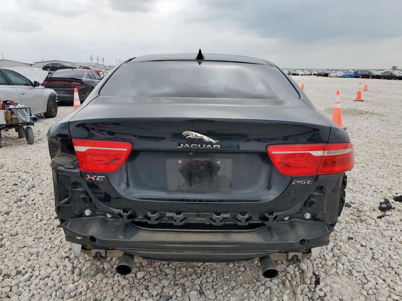 2018 Jaguar Xe Premium VIN: SAJAD4FX0JCP32957 Lot: 56896935
