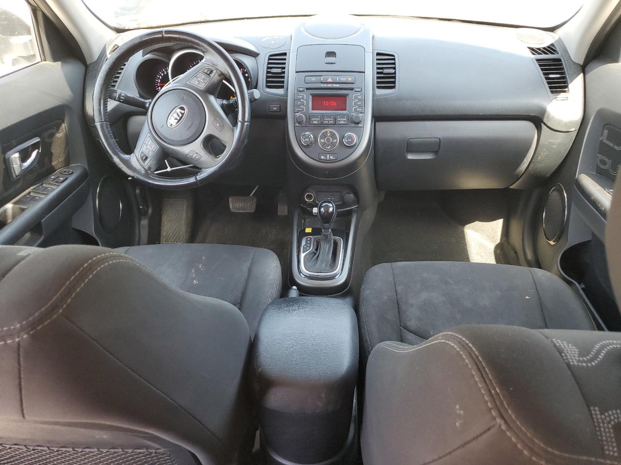 2013 Kia Soul + VIN: KNDJT2A62D7750314 Lot: 54581175