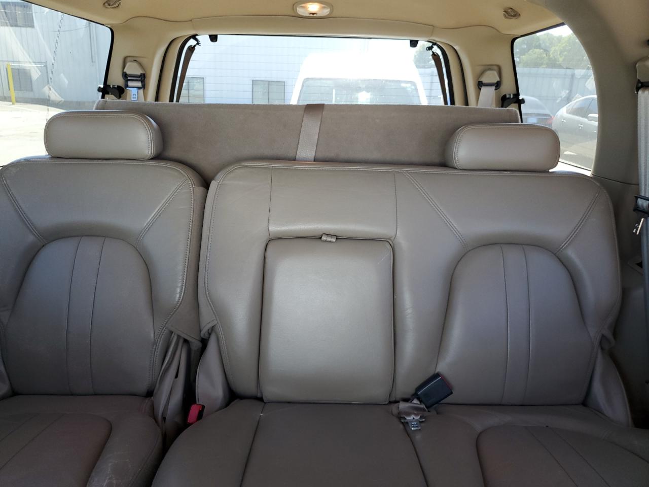 2001 Ford Expedition Eddie Bauer VIN: 1FMFU18L31LA98410 Lot: 56282365