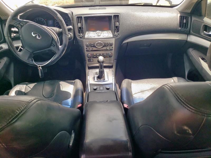  INFINITI G37 2013 Сріблястий