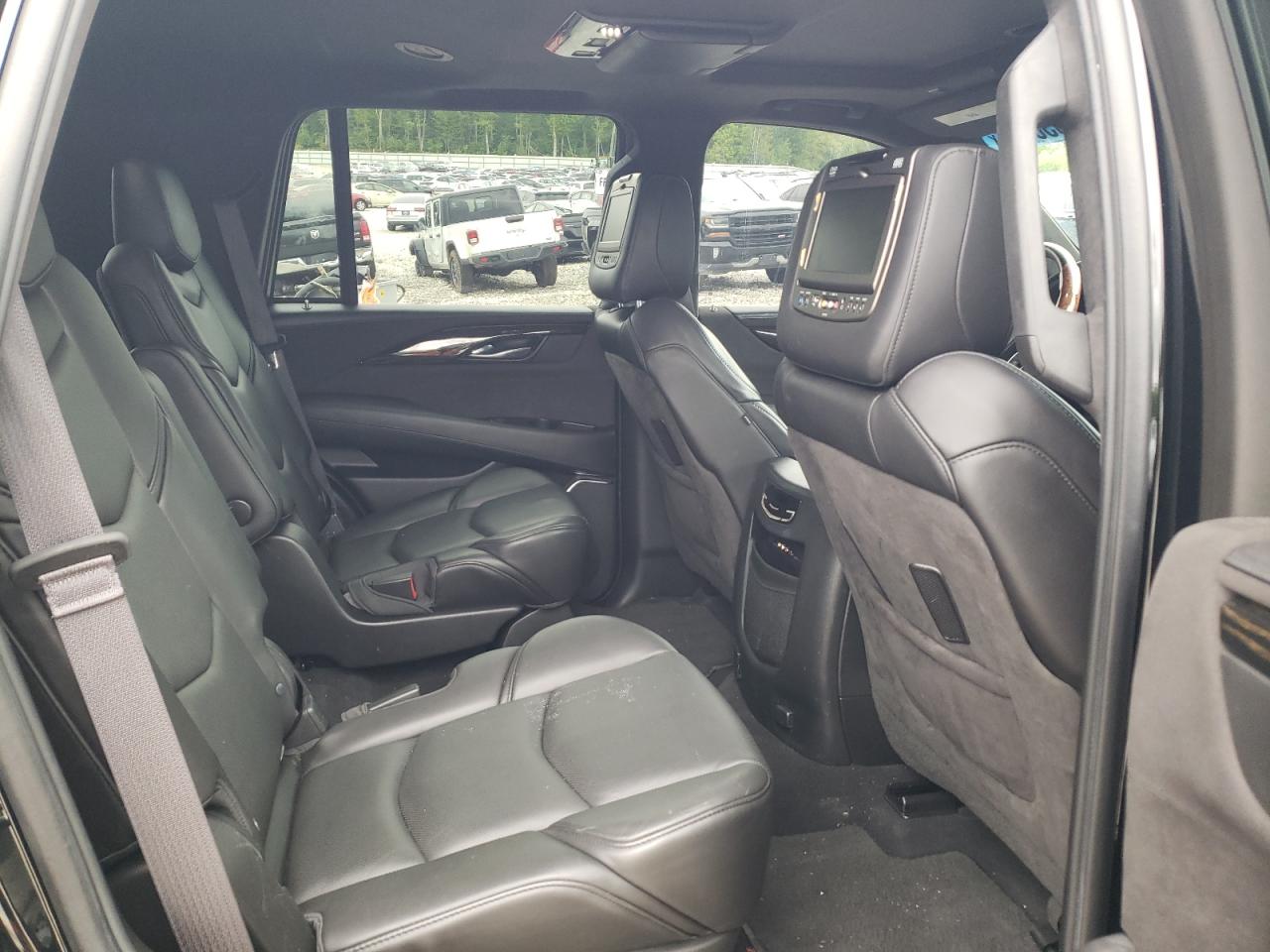 2015 Cadillac Escalade Platinum VIN: 1GYS4PKJ9FR641285 Lot: 58336925