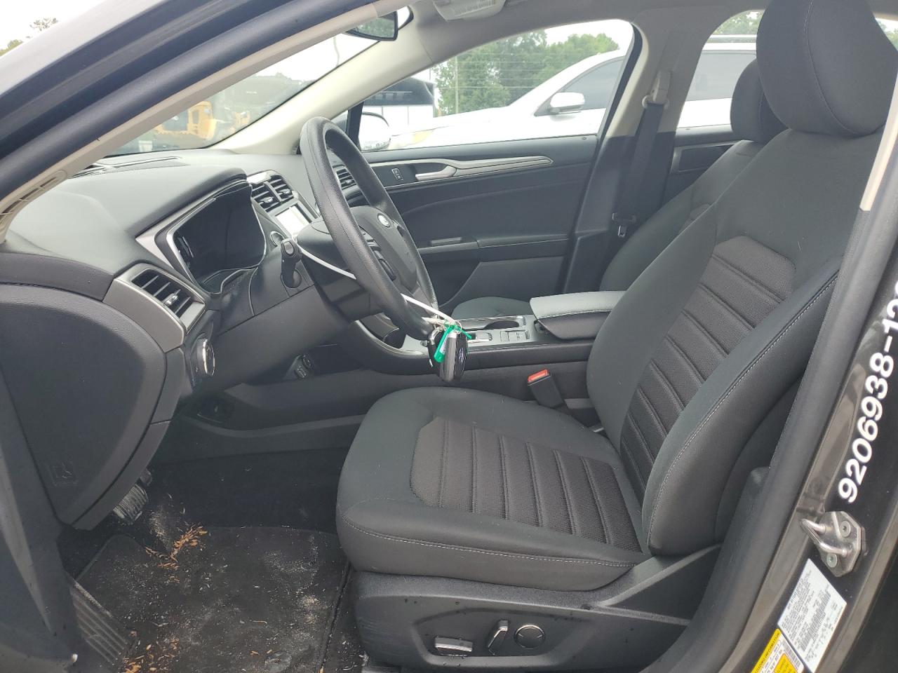 2020 Ford Fusion Se VIN: 3FA6P0LU4LR119068 Lot: 54030375