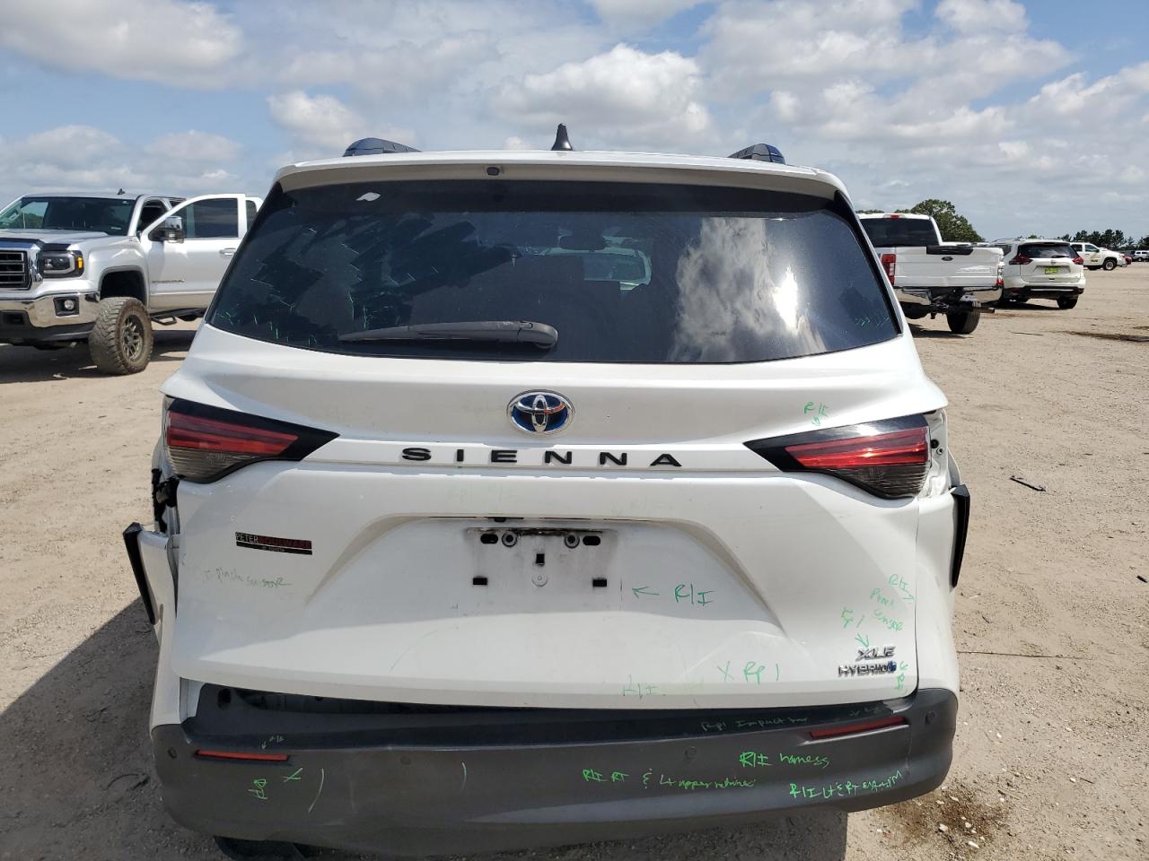 2022 Toyota Sienna Xle VIN: 5TDYRKEC3NS113730 Lot: 57160105