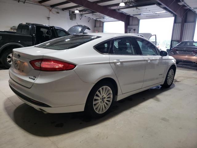 FORD FUSION 2015 Белый