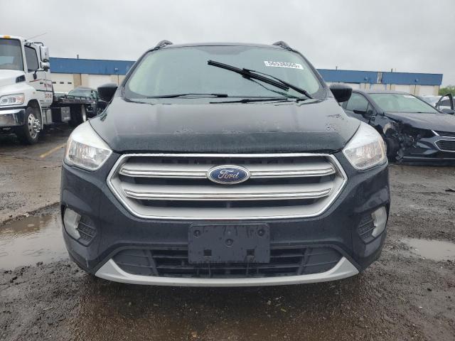  FORD ESCAPE 2018 Чорний