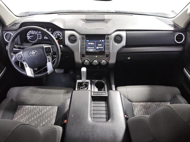  TOYOTA TUNDRA 2018 Srebrny
