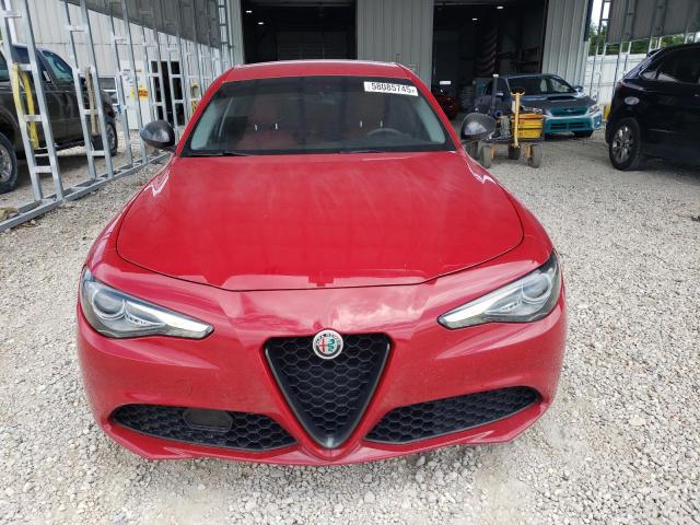  ALFA ROMEO GIULIA 2019 Червоний