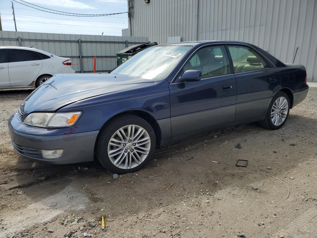 1998 Lexus Es 300 იყიდება Jacksonville-ში, FL - Front End