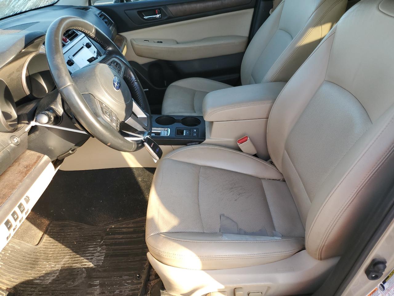 2015 Subaru Outback 2.5I Limited VIN: 4S4BSBNC3F3269050 Lot: 56551935