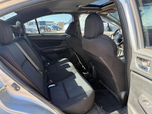Sedans SUBARU WRX 2015 Srebrny