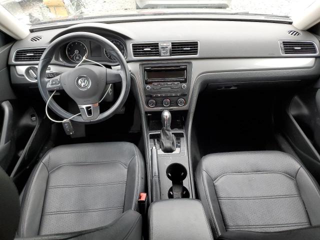  VOLKSWAGEN PASSAT 2014 Bordowy