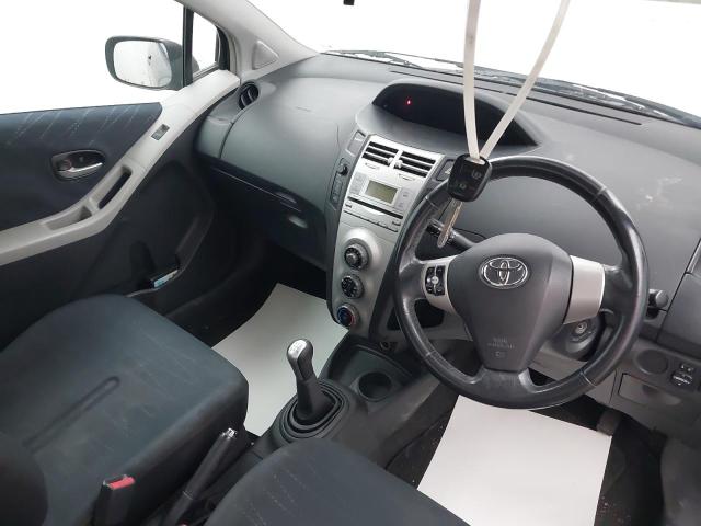2007 TOYOTA YARIS TR