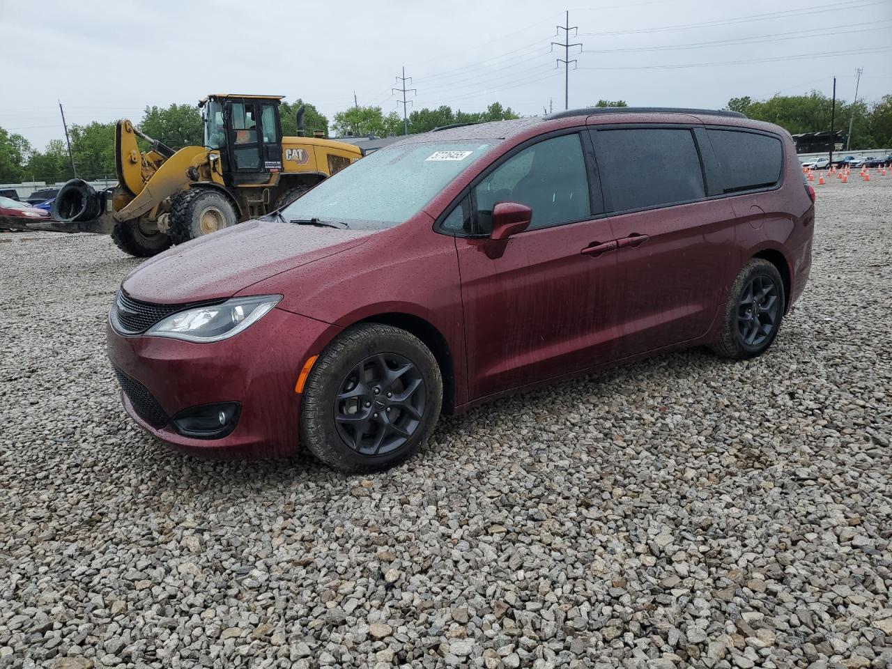 2018 Chrysler Pacifica Touring L Plus for Sale in Columbus, OH - Front End