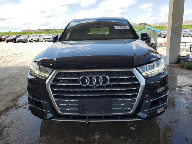  AUDI Q7 2018 Черный
