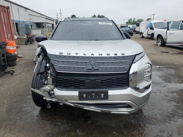  MITSUBISHI OUTLANDER 2023 Сріблястий