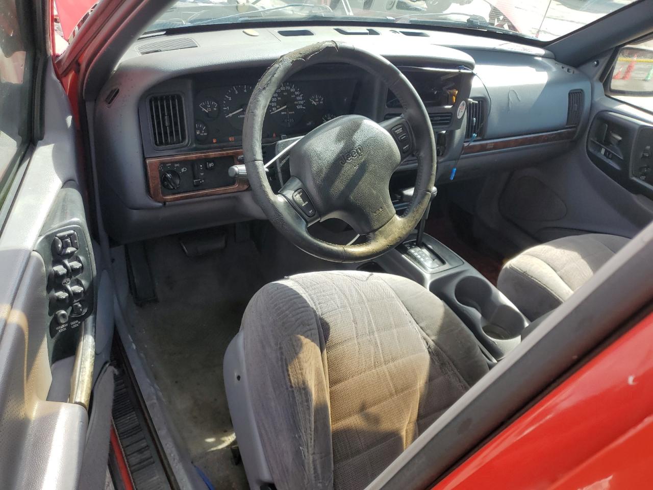 1997 Jeep Grand Cherokee Laredo VIN: 1J4FX58S4VC704212 Lot: 58622935