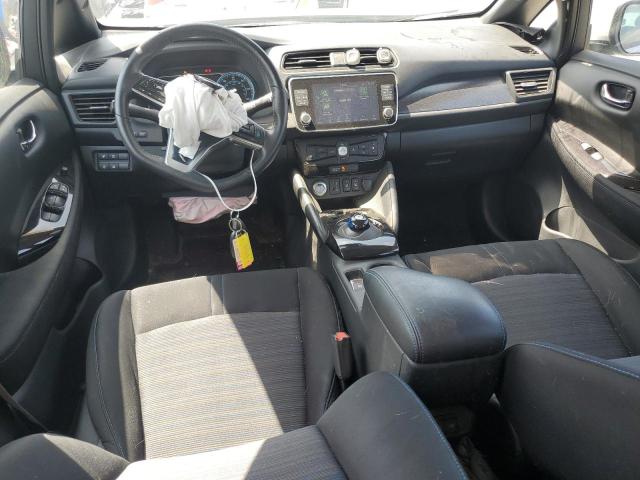  NISSAN LEAF 2021 Srebrny