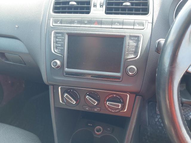 2014 VOLKSWAGEN POLO SEL T