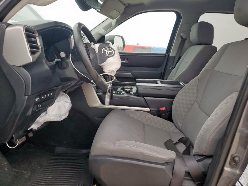  TOYOTA TUNDRA 2023 Gray