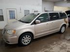 2014 Chrysler Town & Country Touring იყიდება Davison-ში, MI - Burn