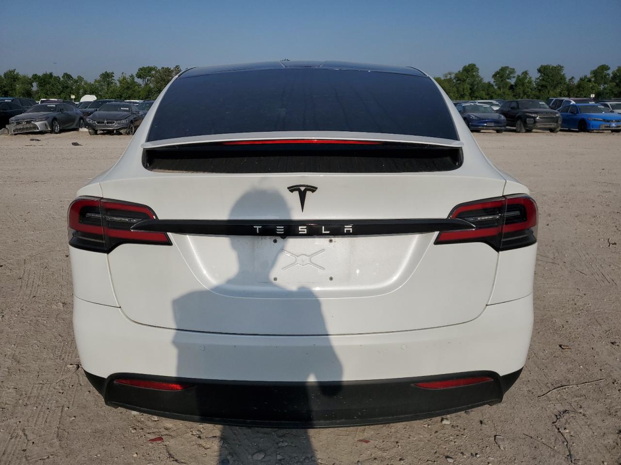 2020 Tesla Model X VIN: 5YJXCDE2XLF280104 Lot: 54129775