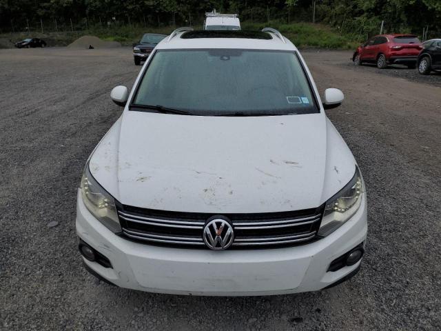 Паркетники VOLKSWAGEN TIGUAN 2016 Білий