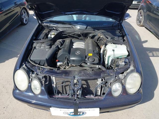2001 MERCEDES BENZ CLK320 AVA