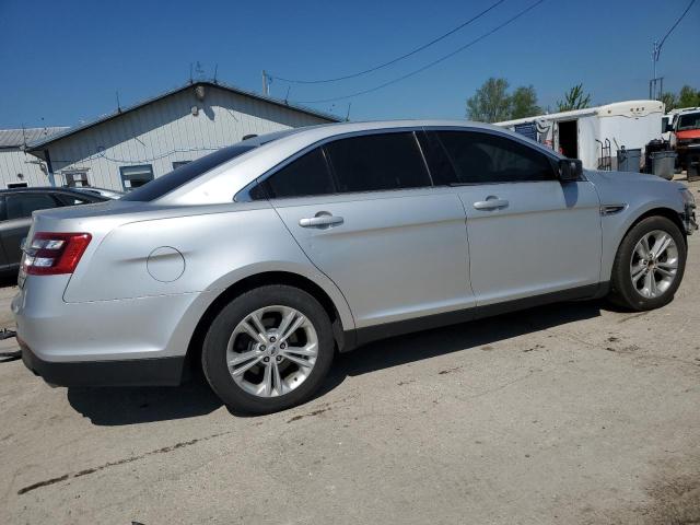  FORD TAURUS 2017 Серебристый