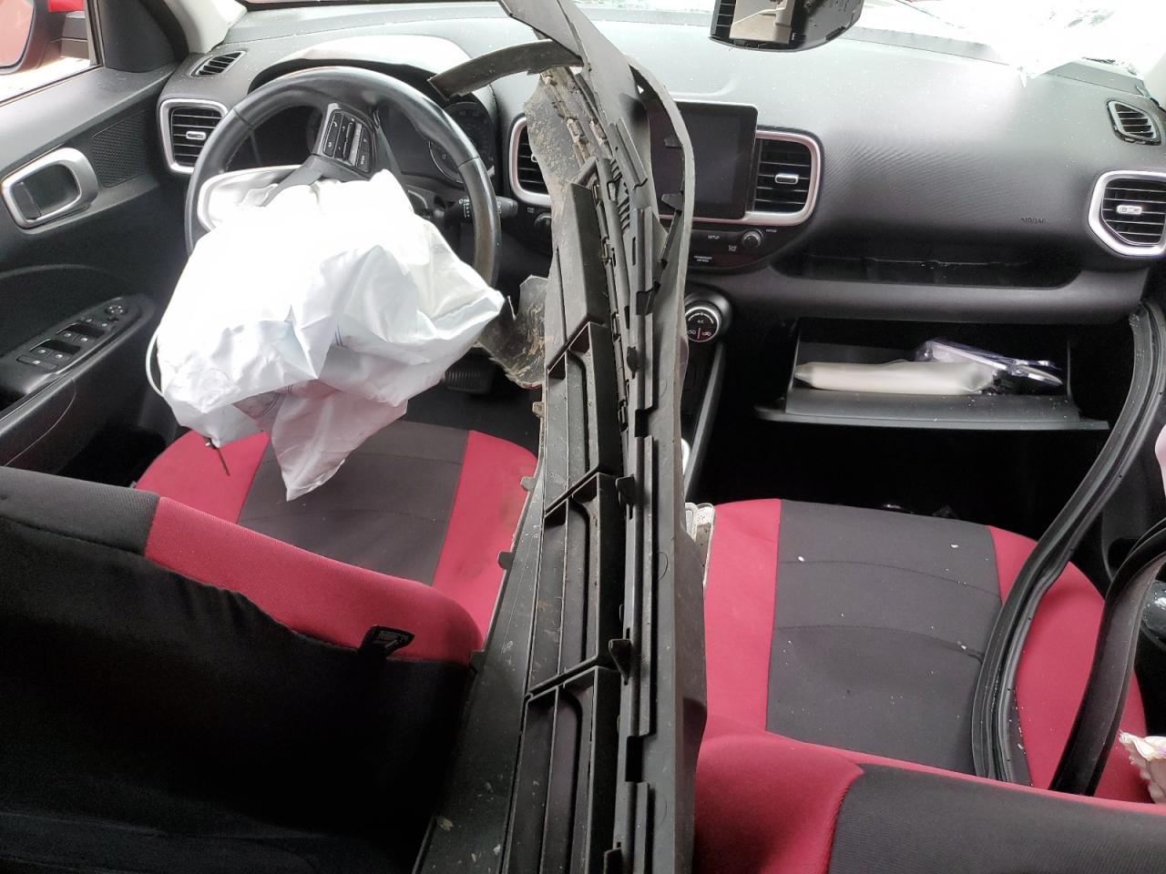 2022 Hyundai Venue Sel VIN: KMHRC8A32NU142870 Lot: 56768975