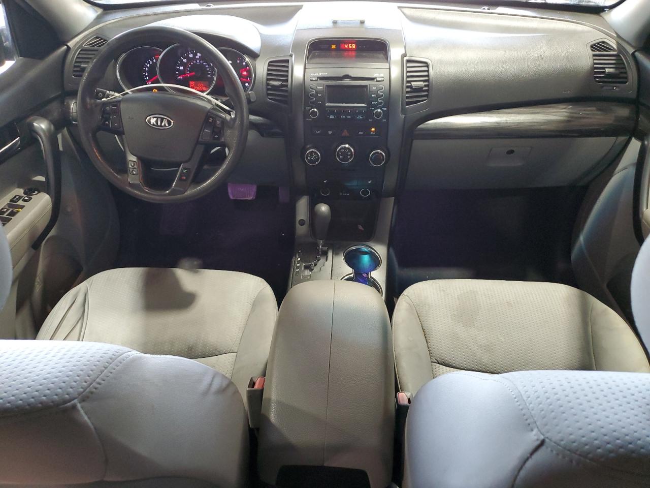 2012 Kia Sorento Base VIN: 5XYKT3A69CG262411 Lot: 81089105