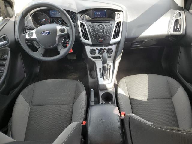 Sedans FORD FOCUS 2014 Silver