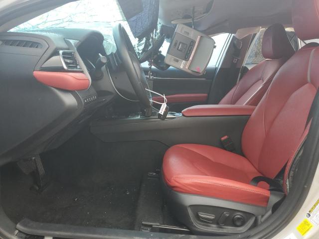  TOYOTA CAMRY 2023 Серебристый