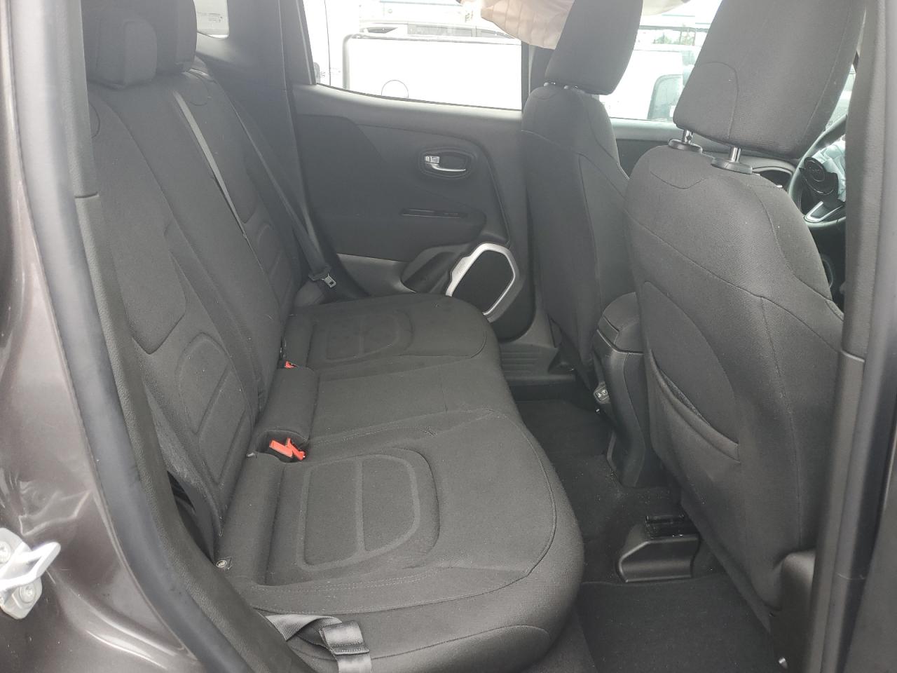 2018 Jeep Renegade Latitude VIN: ZACCJABB0JPJ37303 Lot: 56596405