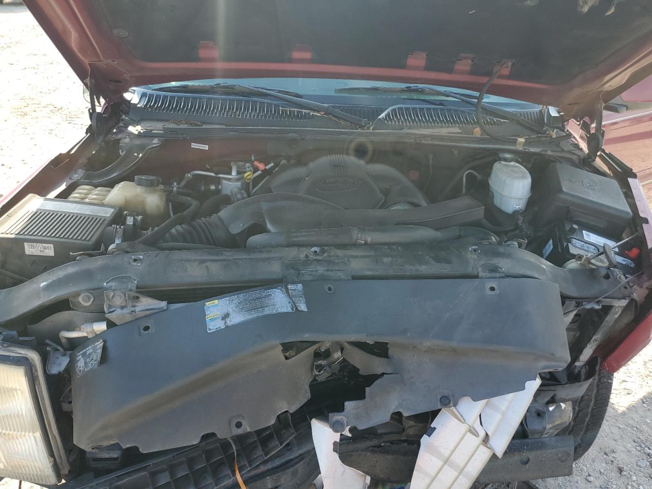 2005 Cadillac Escalade Luxury VIN: 1GYEC63N25R233303 Lot: 56823935