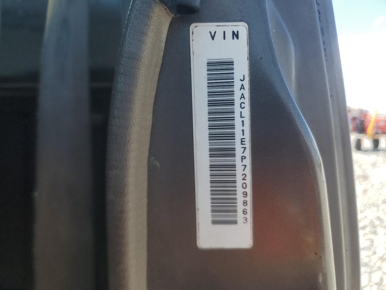 1993 Isuzu Conventional Short Bed VIN: JAACL11E7P7209863 Lot: 56330565