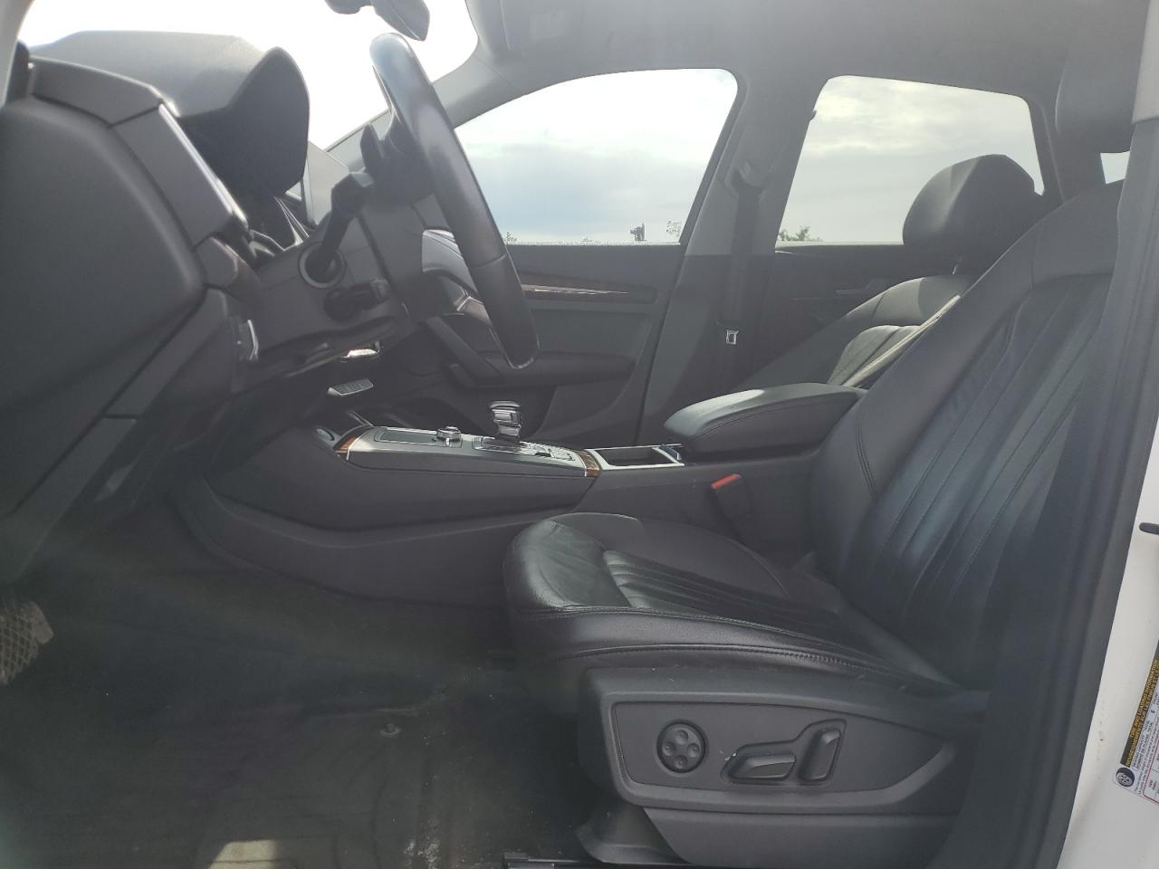 2018 Audi Q5 Premium VIN: WA1ANAFY4J2007834 Lot: 58426595