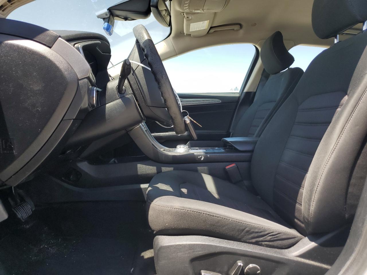 2019 Ford Fusion Se VIN: 3FA6P0LU5KR285131 Lot: 54032695