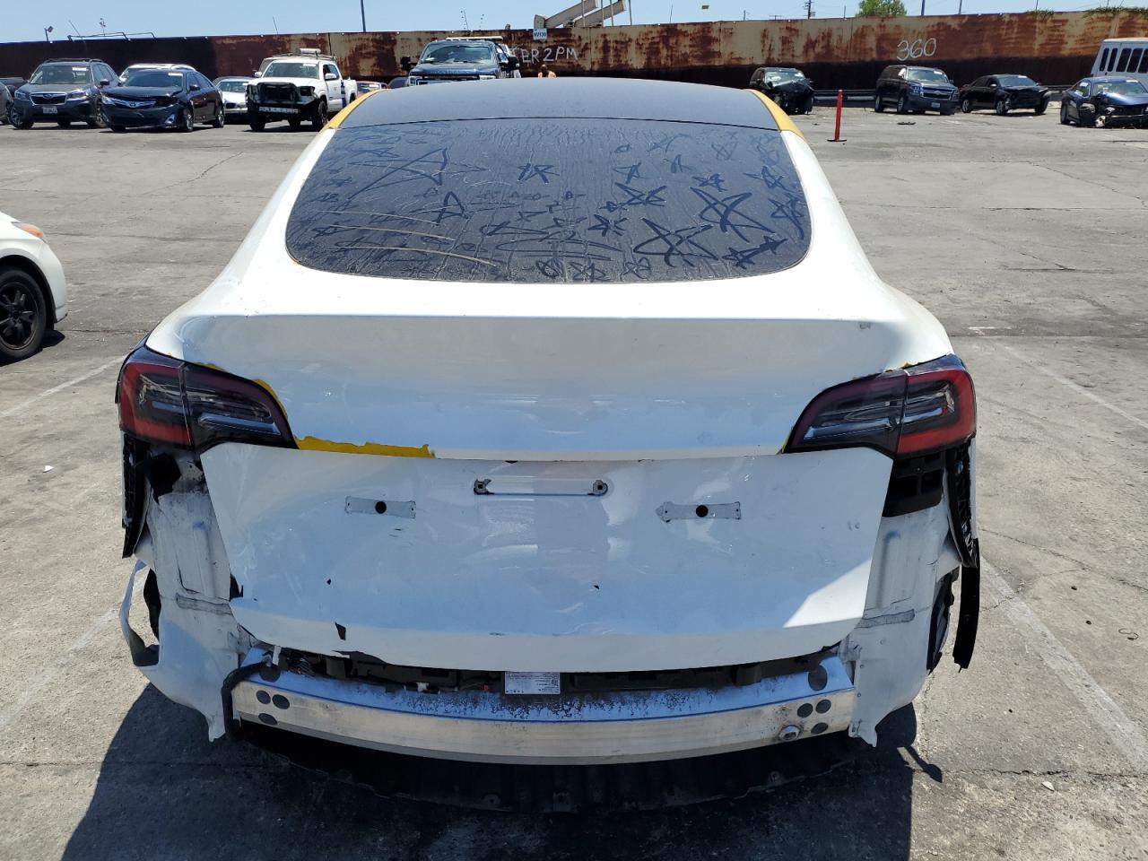 2021 Tesla Model Y VIN: 5YJYGDEE0MF073631 Lot: 56160925