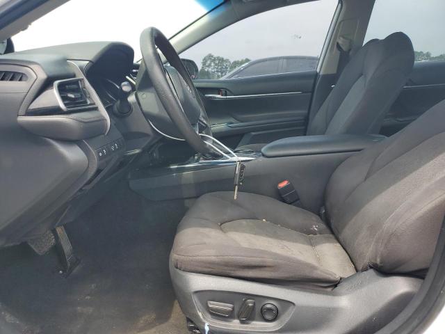  TOYOTA CAMRY 2019 Белый