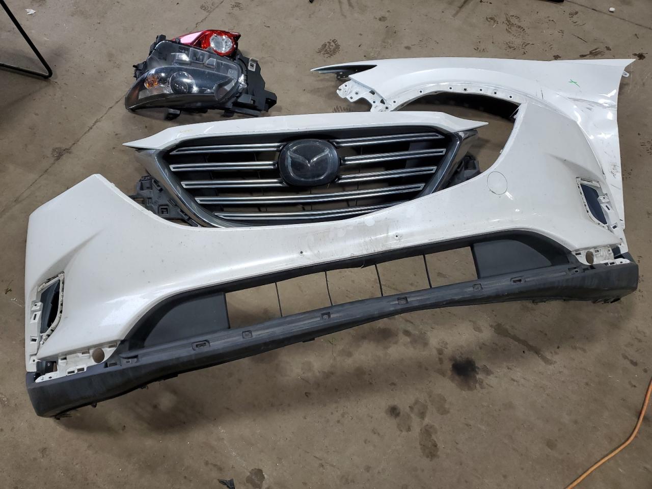 2018 Mazda Cx-9 Touring VIN: JM3TCBCY8J0228144 Lot: 56479245