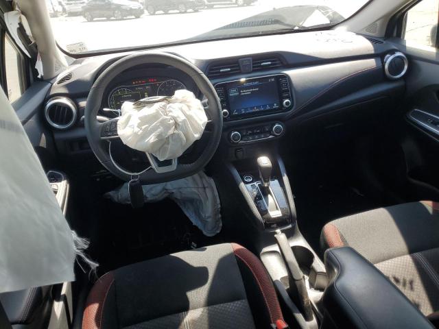  NISSAN VERSA 2024 Сірий