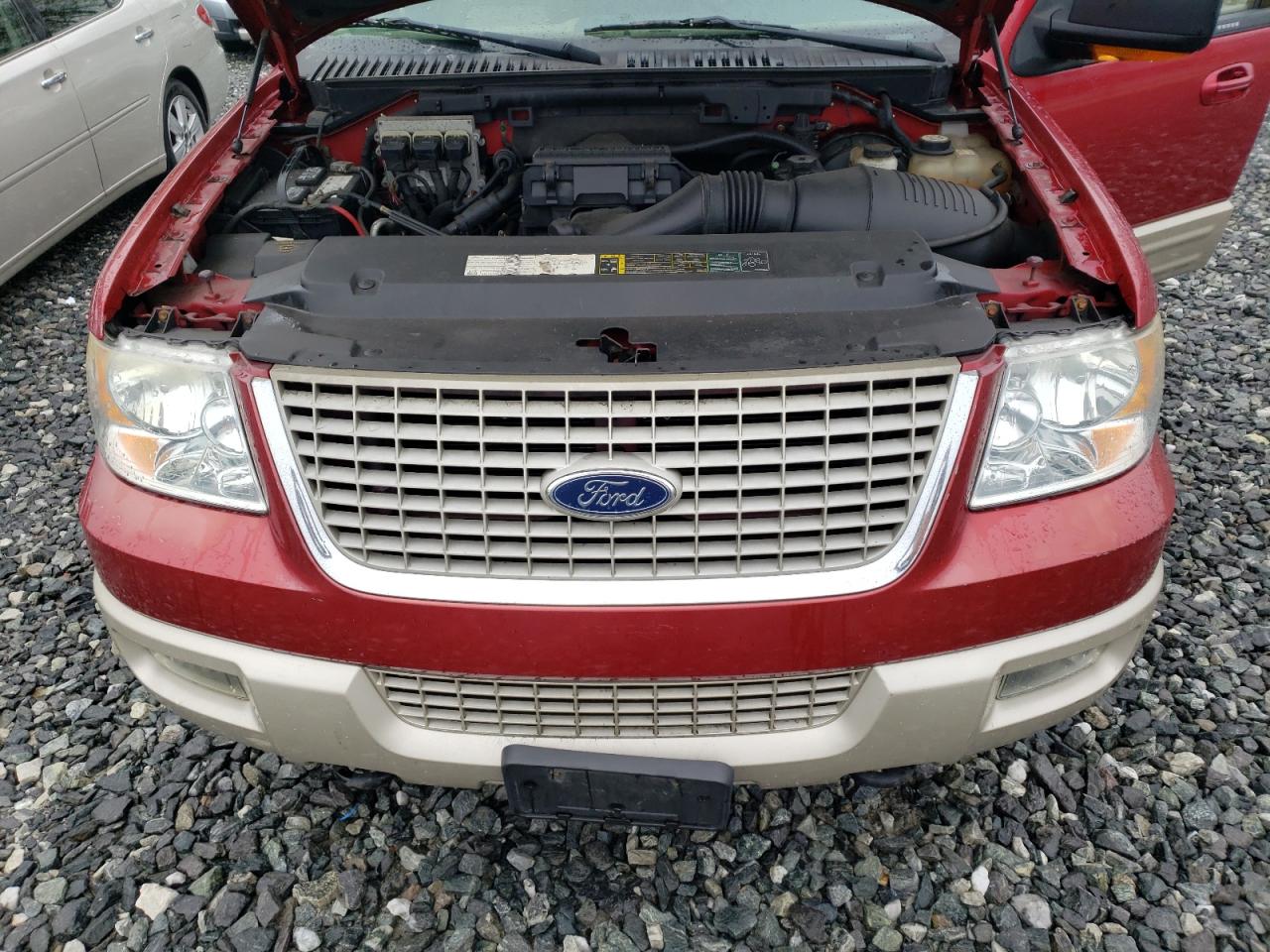 2005 Ford Expedition Eddie Bauer VIN: 1FMFU18565LA25281 Lot: 55381865