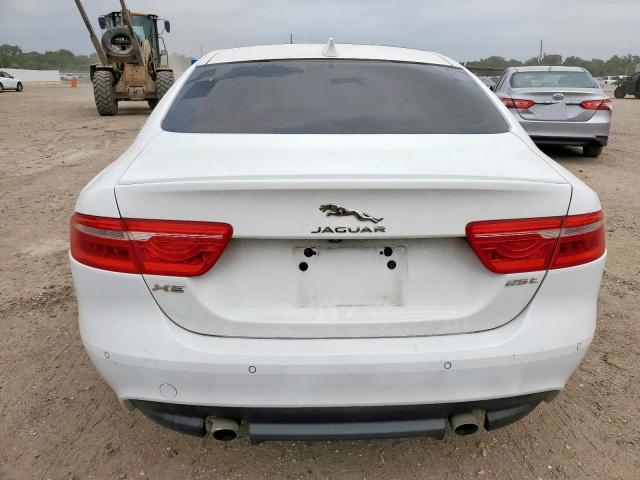  JAGUAR XE 2019 Biały