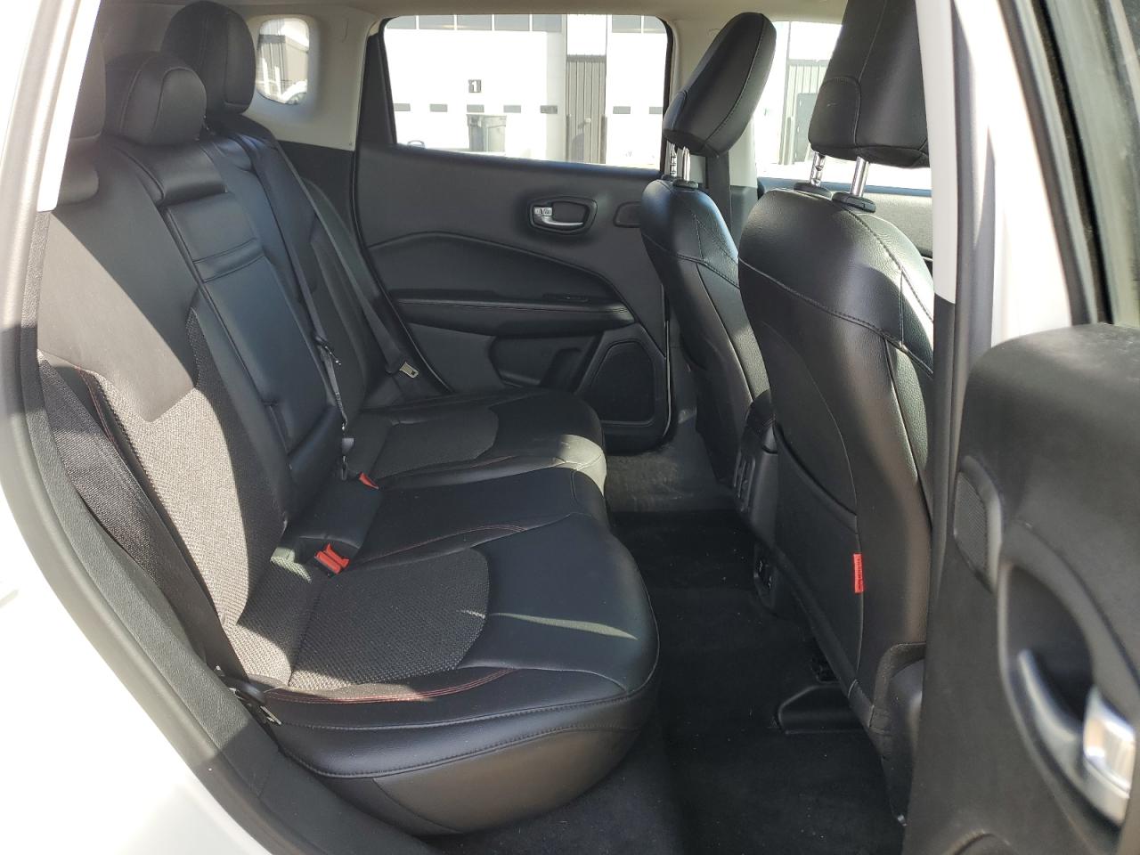 2018 Jeep Compass Trailhawk VIN: 3C4NJDDB9JT265364 Lot: 52009185