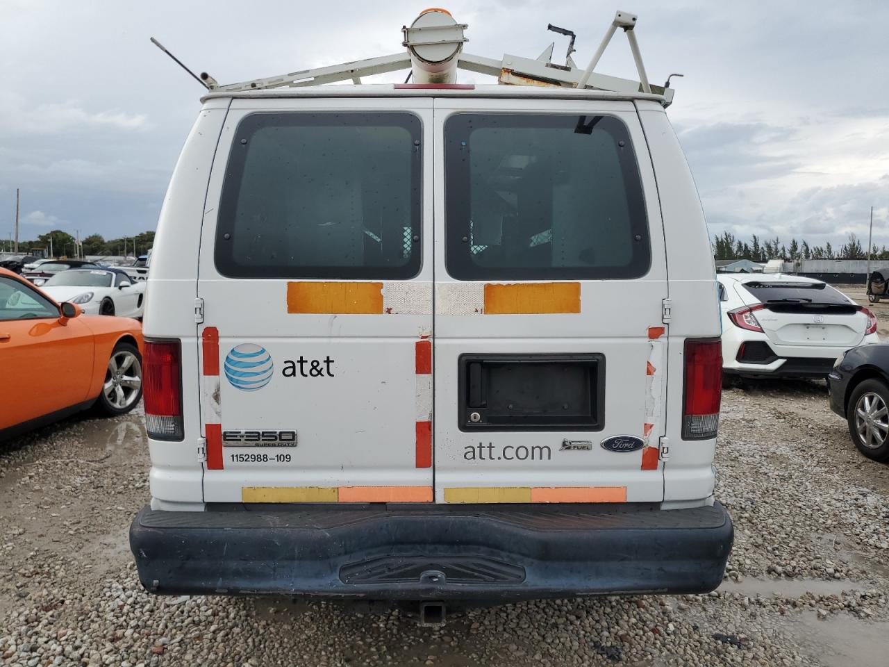 2009 Ford Econoline E350 Super Duty Van VIN: 1FTSE34LX9DA27857 Lot: 56354625