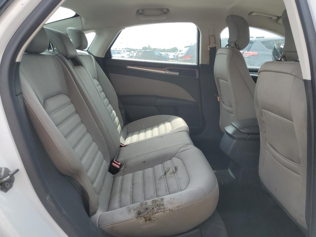 2013 Ford Fusion S VIN: 3FA6P0G74DR269025 Lot: 58421365