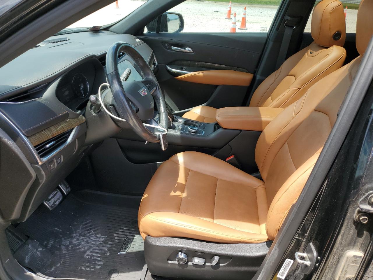 2021 Cadillac Xt4 Sport VIN: 1GYFZER48MF068045 Lot: 55854555