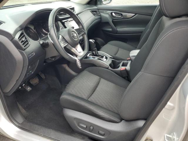  NISSAN ROGUE 2017 Srebrny