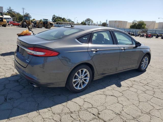 Sedans FORD FUSION 2017 Szary